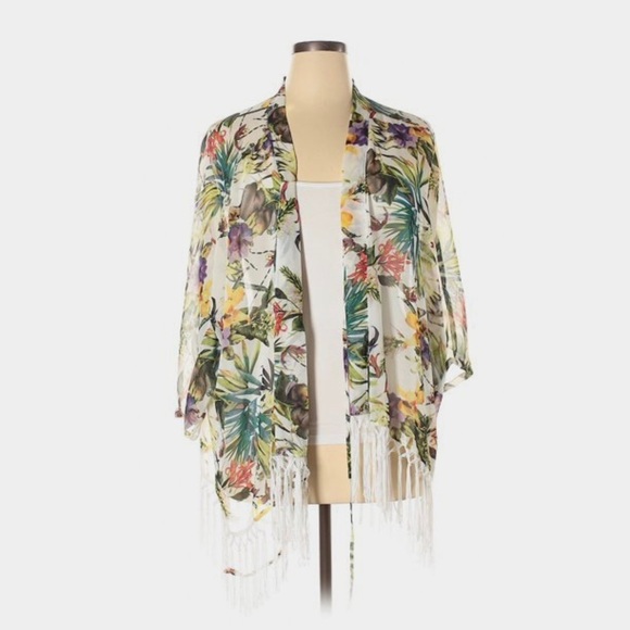 Carmen Marc Valvo Tropical Floral Kimono Tops - Picture 7 of 7